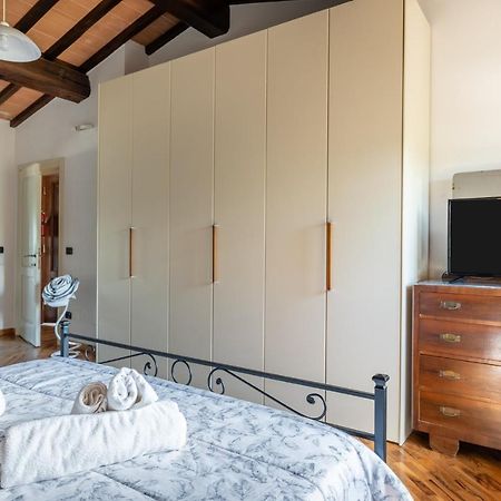 Casa Vecchia Rooms And Parking 甘巴西 外观 照片