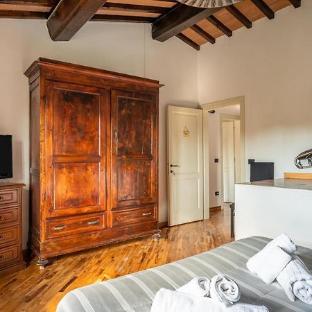 Casa Vecchia Rooms And Parking 甘巴西 外观 照片