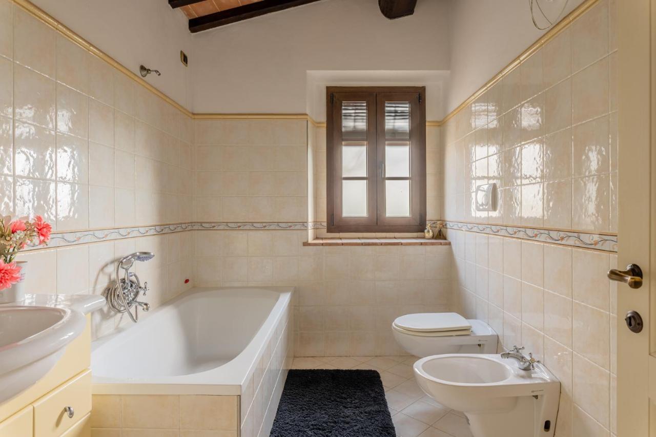 Casa Vecchia Rooms And Parking 甘巴西 外观 照片